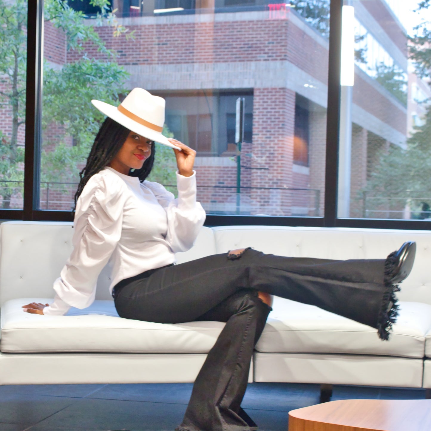 Barbie Frayed Jeans-Black