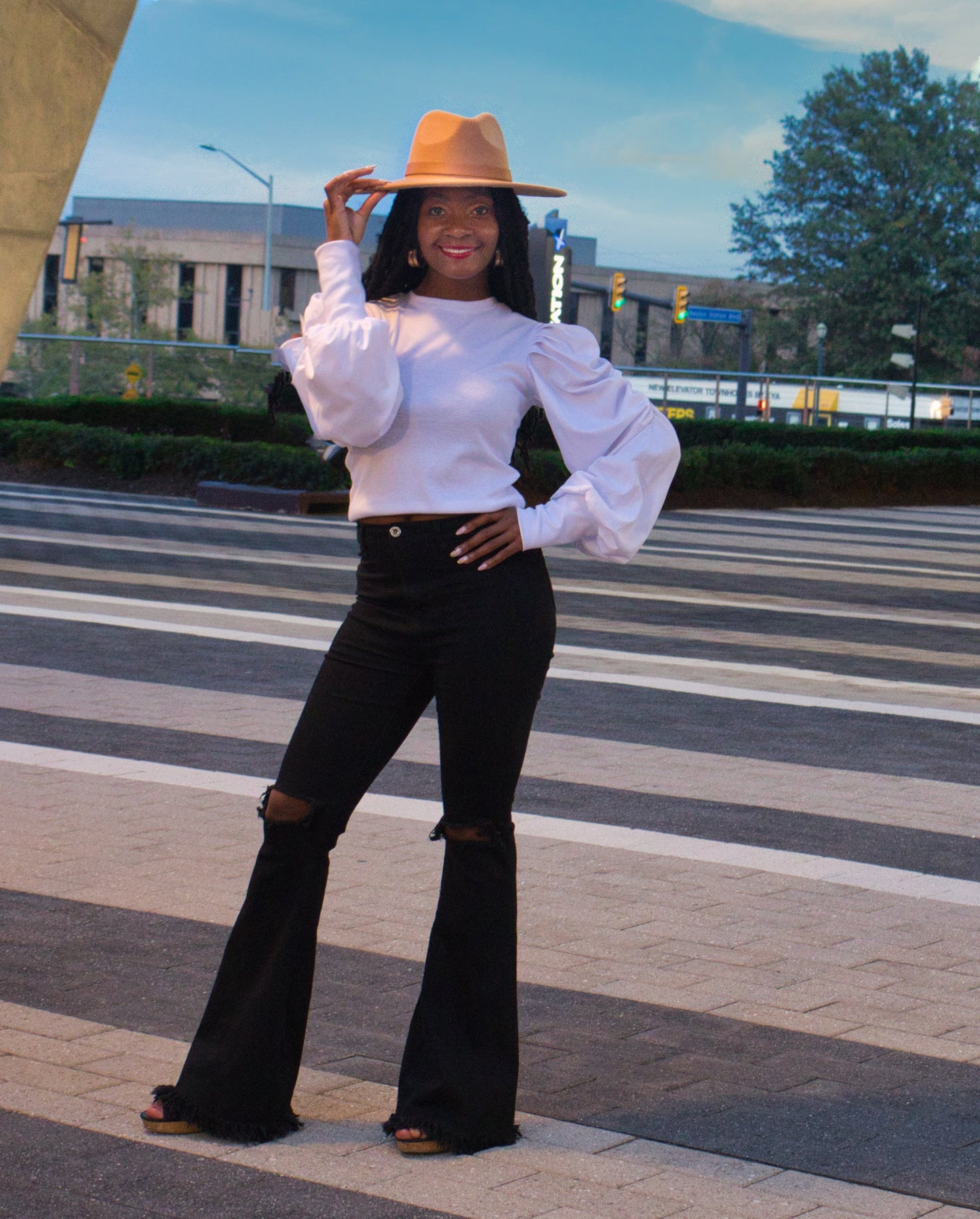 Barbie Frayed Jeans-Black