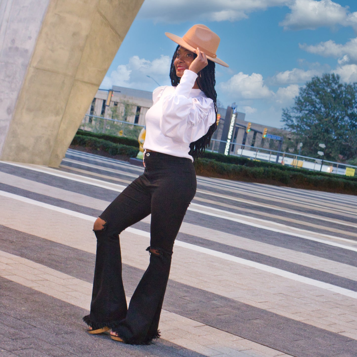 Barbie Frayed Jeans-Black